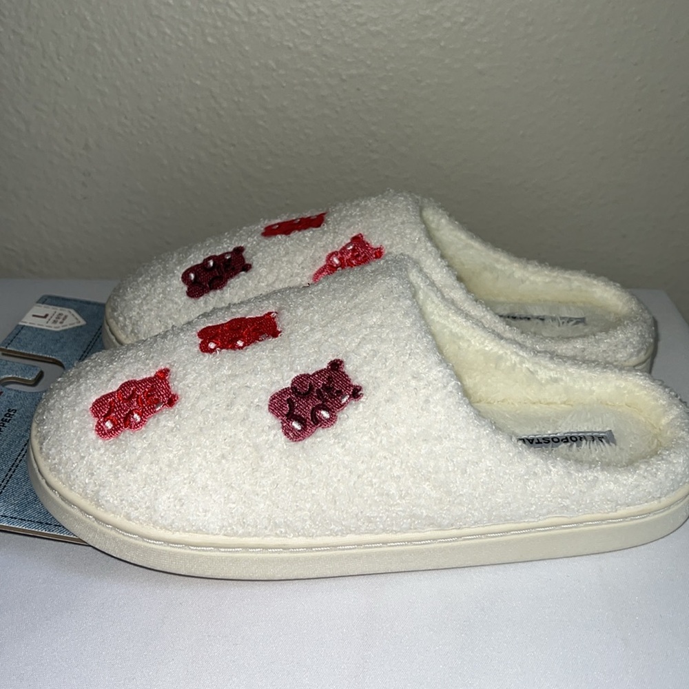 Aeropostale Gummy Bears Slippers - Picture 5 of 6